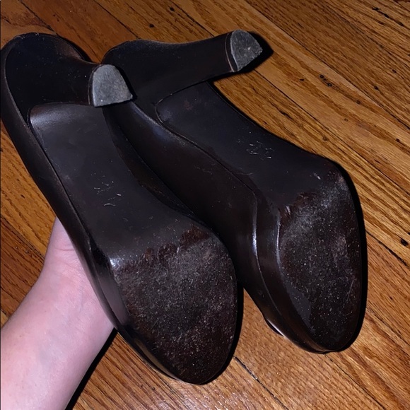 ‼️😍Tory Burch pumps. Brown leather😍 - Picture 5 of 6